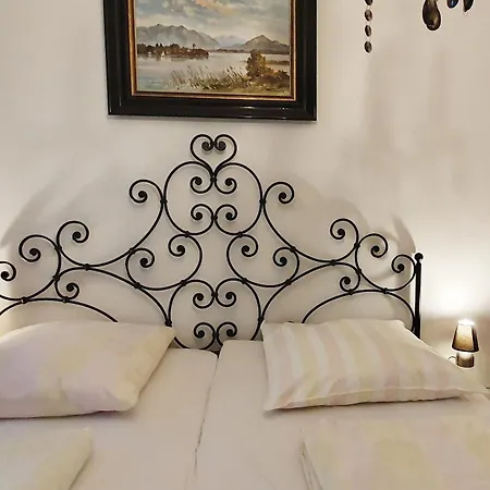 Pfaffe Holiday home Traunstein